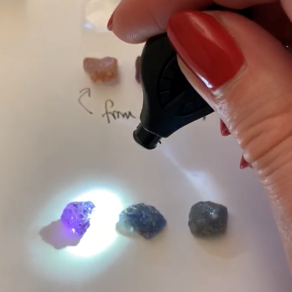 Moyo purple sapphire lit