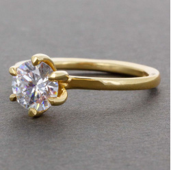 r472-6prong-yg_-_side_angle