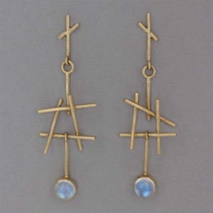 mhe1787_-_straight_on